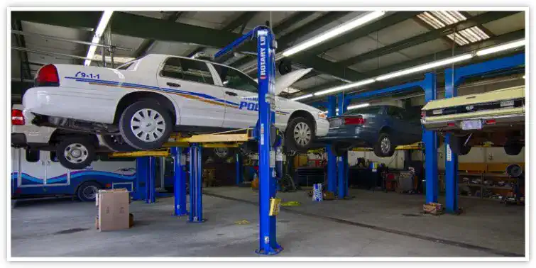 Transmission diagnostic service bay in Wilmington, NC Econo Transmission diagnostic and vehicle service bay